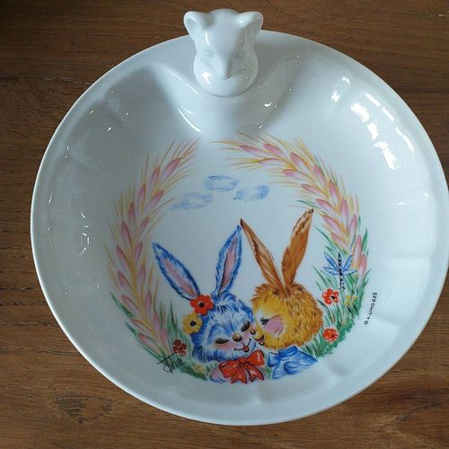Assiette À Bouillie