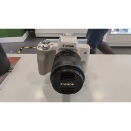 Boitier Canon Eos M50 hybride 24.1 mpix + Objectif 18-55