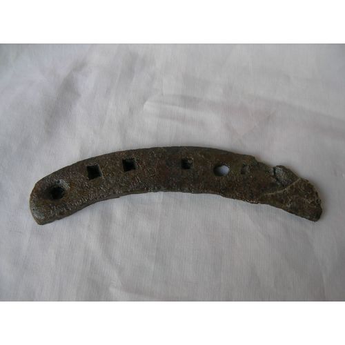 Ww1 France Curiosité Fer A Cheval Taillé De Terrain D'ancienne Zone De Combat Ww1 Lot 11