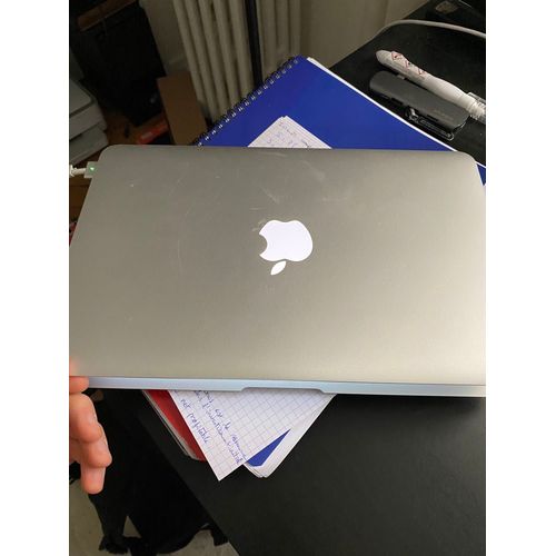 Apple MacBook Air 2015 - 11" Intel Core i3 - Ram 4 Go - DD 128 Go