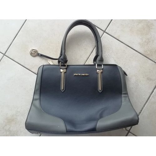 Sac fourre - tout Pierre Cardin exellent état !!