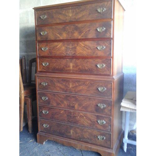 Meuble Anglais Georges Iii Tallboy Commode 8 Tiroirs En Acajou Hauteur 137 Cm Largeur 82 Cm Profondeur 45 Cm Tres Bon État Cachet Caméo