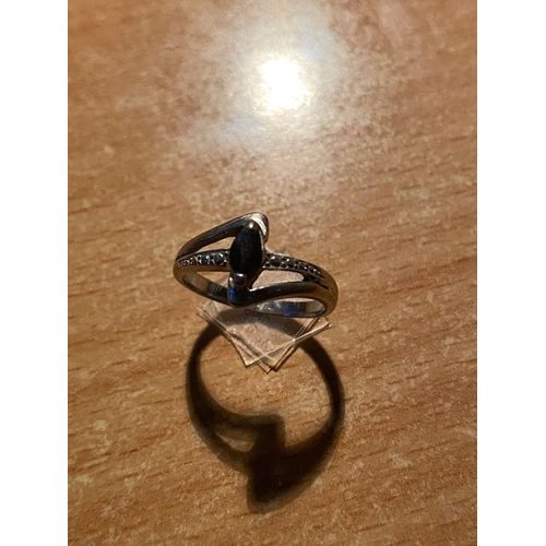 Bague Fantaisie - Monture Argentée - Cristal Noir+ Petits Brillants - Taille 52