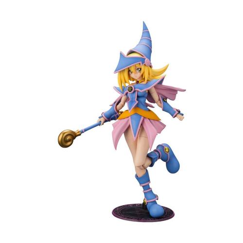 Yu-Gi-Oh ! - Figurine Plastic Model Kit Crossframe Girl Dark Magician Girl 18 Cm