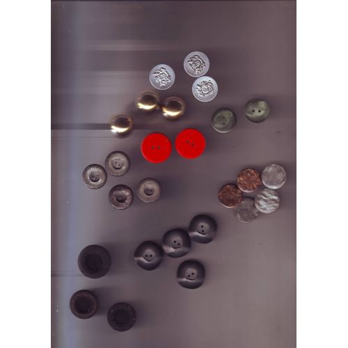 Lot De Petits Boutons