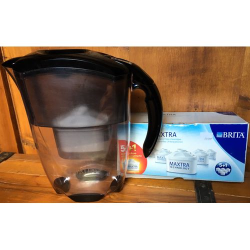 Carafe Filtrante Brita Elemaris Cool Noire + 5 Cartouches Filtre