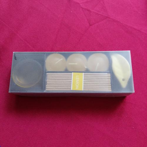 Coffret Bougies et encens, senteur citron, neuf