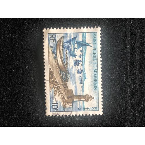 Timbre Saint Pierre Et Miquelon De 1957 Phare Et Flottille 19 F