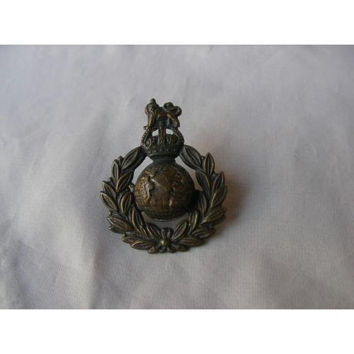 Ww2 Angleterre Insigne Militaire Anglaise Des Royale Marines Munie De Mini Boussole D'évasion Rare