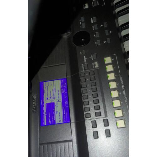 Yamaha Psr 670