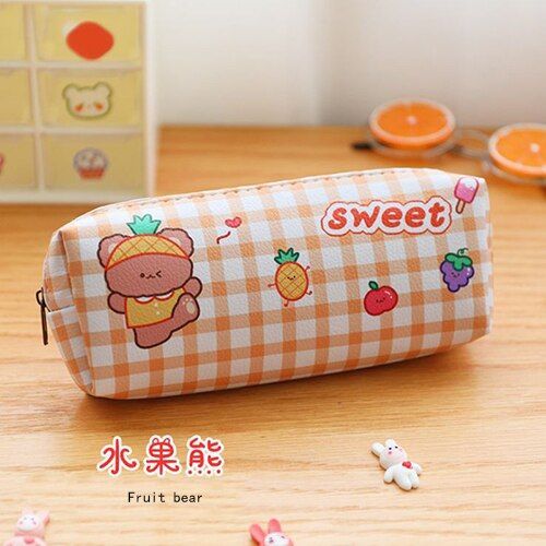 Étui À Crayons À Carreaux Ours Mignon 1 Pièce, Boîte À Stylos De Dessin Animé Pour Enfants, Cadeau, Pochette De Papeterie Cosmétique Kawaii, Fournitures Scolaires 4 Types