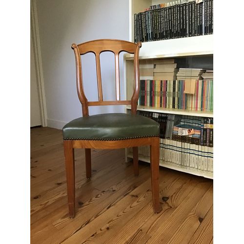Lot De 8 Chaises : Bois De Placage,Dossier À Bandeau Et Grille , Pieds Sabre ,Garniture Skai Vert