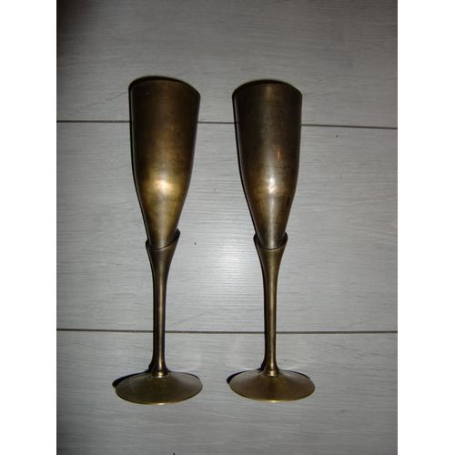 Lot De. 2 Flûtes En Métal Argenté
