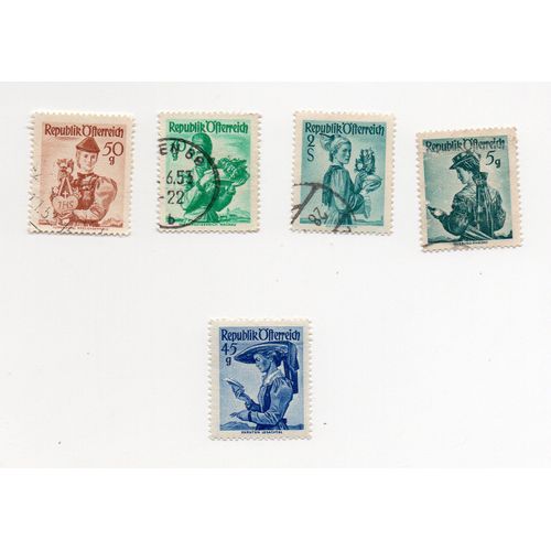 Autriche- Lot De 4 Timbres Oblitérés Et 1 Timbre Neuf- Costumes Régionaux