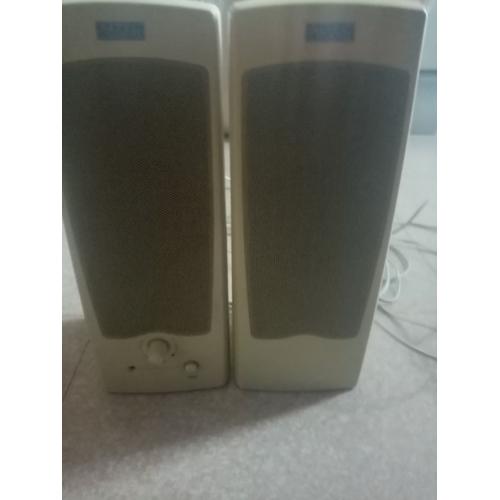 2 enceintes altec lansing ACS22