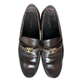 Mocassins hommes authentiques Louis Vuitton en daim noir taille 9,5 logo  luxe en guc