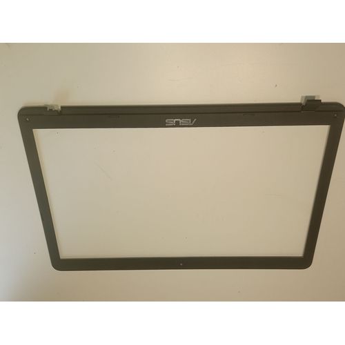 Asus X751MA contour écran
