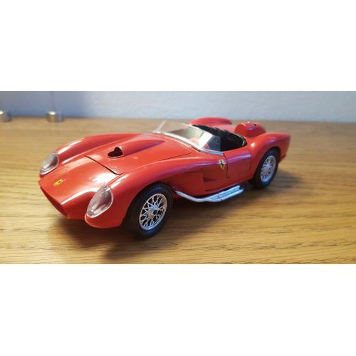 Burago 1/24 : Ferrari 250 Testa Rossa Voiture Miniature De Collection : B5-Burago