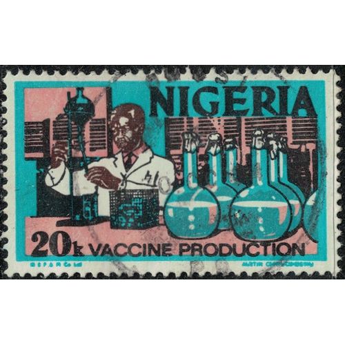 Nigeria 1979 Oblitéré Used Production De Vaccins Liquide Bleu Pâle Y&t Ng 291b Su