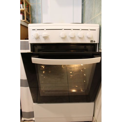 Cuisinière électrique de moins de 1an et sous garantie