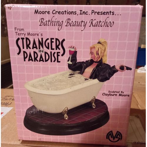Statuette Résine Strangers In Paradise ( Cs Moore Creations )