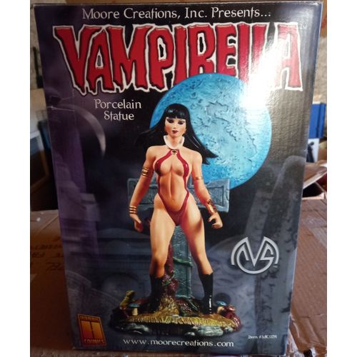 Figurine Porcelaine Vampirella ( Cs Moore Creations )