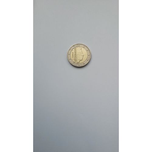 Bonjour , Je Suis En Pocession D'une Piece De 2 Euros À Vendre , Année 2005 Letzebuerg , Occasion En Bon État.