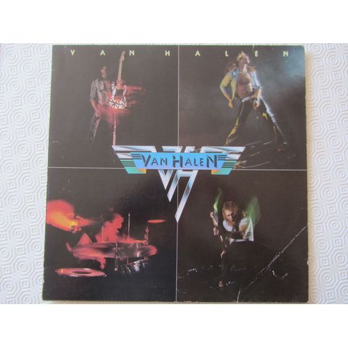 Van Halen : Runnin With The Devil - Eruption - You Really Got Me - Ain't Talkin' Bout Love - I'm The One - Jamie's Cryin - Atomic Punk - Feel Your Love Tonight - Little Dreamer - Etc...