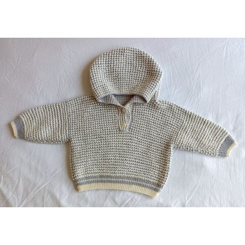 Pull Blanc Casse Et Gris A Capuche. Fait Main. Laine. Taille 6 Mois