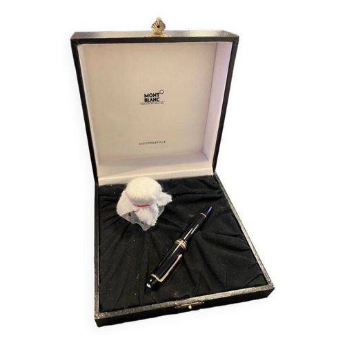 Stylo plume Montblanc noir