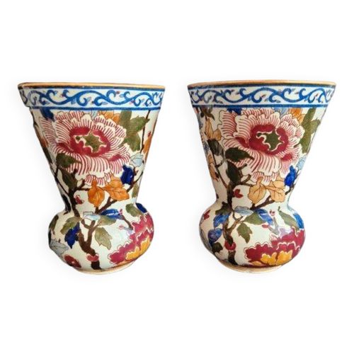 Paire de vases en faence de Gien modle Pivoines multicolore