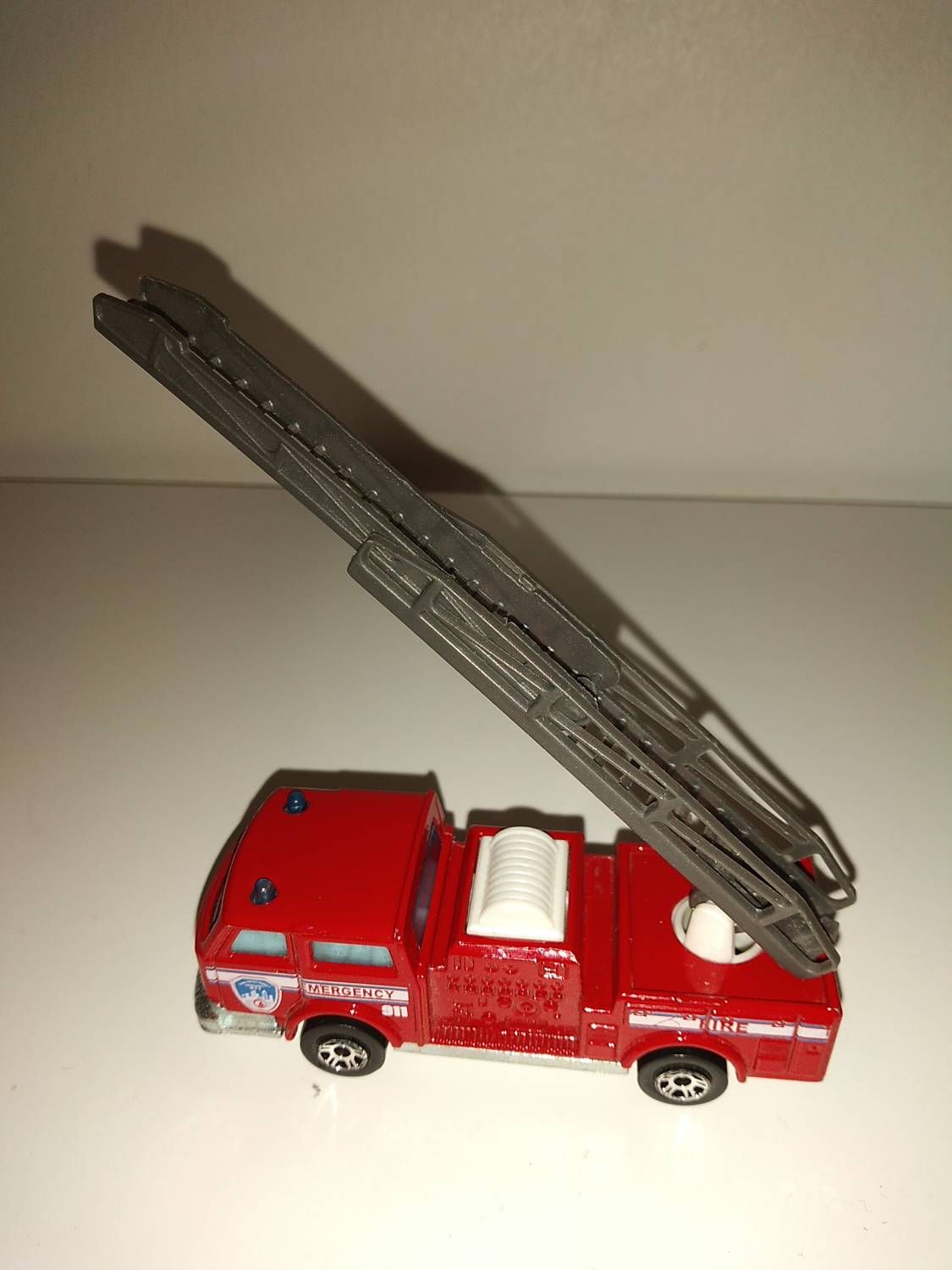 Majorette Camion Pompier 1/100 #207 Diecast Red Fire Vehicle White Ladder  France