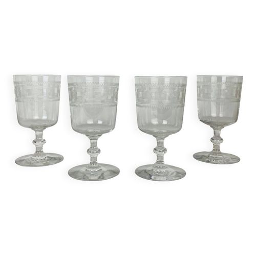 4 Verres  Vin Baccarat Modle Chanel Gravure 3458 Transparent
