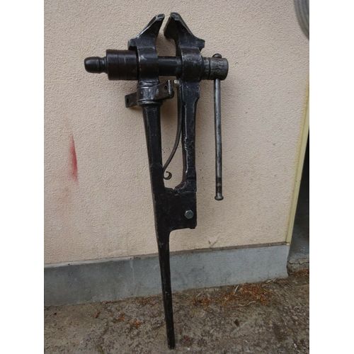 Etau De Forgeron / Tres Ancien/ Tres Belle Piece