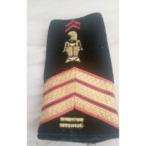 1 Fourreau D'épaule Sapeurs Pompiers Sergent Chef 2 Brisque 