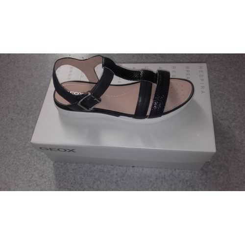 Chaussures Femme Pointure 38 Neuves "Geox"