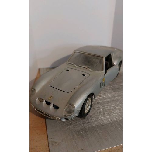 Ferrari 250 Gto 1/24-Bburago