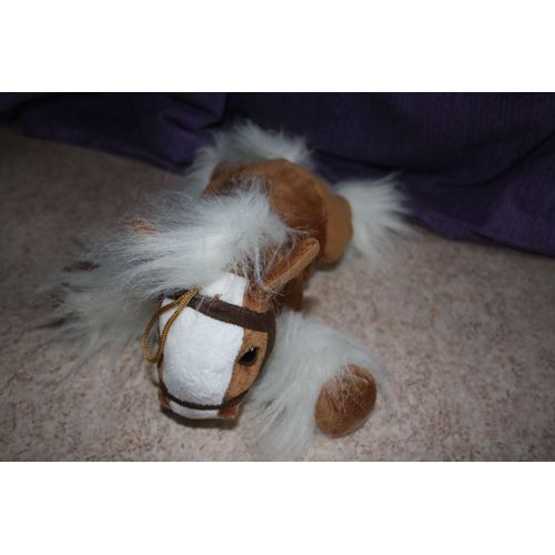 Cheval En Peluche 24 Cm