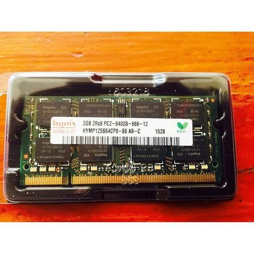 Hynix HYMP125S64CP8-S6 2GB 2Rx8 1.8V 200-Pin SODIMM PC2-6400S-666-12 800MHz DDR2 Laptop-Notebook Memory