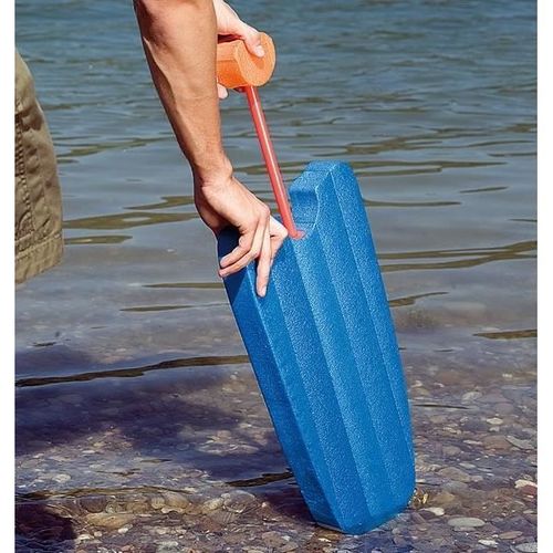 Planche De Natation Avec Pistolet À Eau