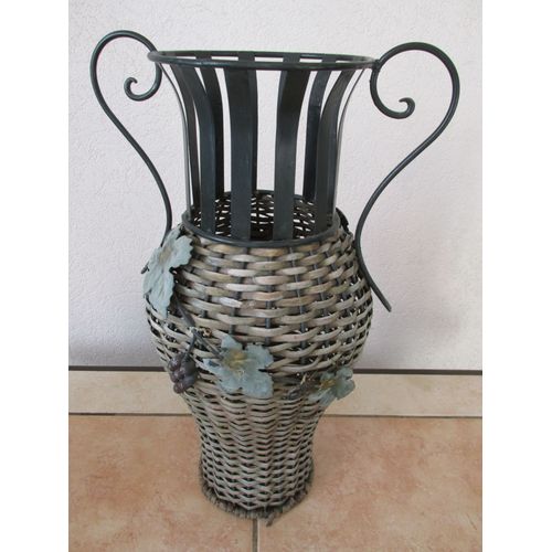 Vase en osier