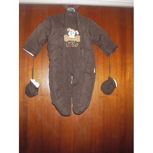Combinaison D'hiver B?B? ? Capuche Et Ses Gants De Marque Top One " Petit Ludo ", Taille 3/6 Mois,2 Zippes ( Du Col Aux Chevilles+ Pressions ? L'avant, ?Cusson Petit Chien Et Son Os " Petit Ludo ".