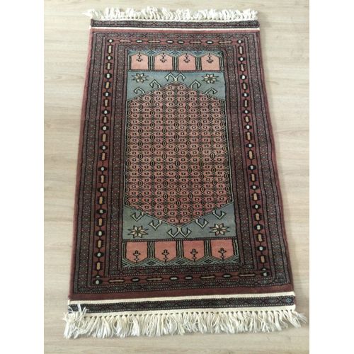 Petit Tapis Fait Main