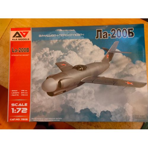 Maquette Avion 1/72 A & A Models : La-200b