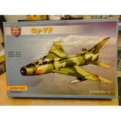 Maquette Avion 1/72 Modelsvit : Su-7u