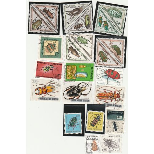 22 Timbres De Divers Pays - Animaux - Insectes