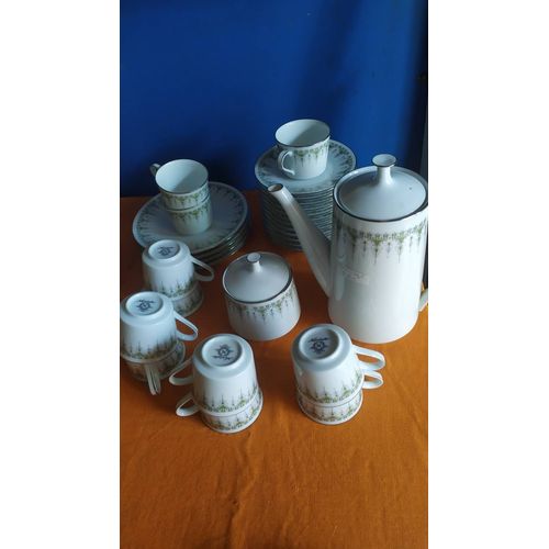Service À Café  , Porcelaine Japonaise Noritake