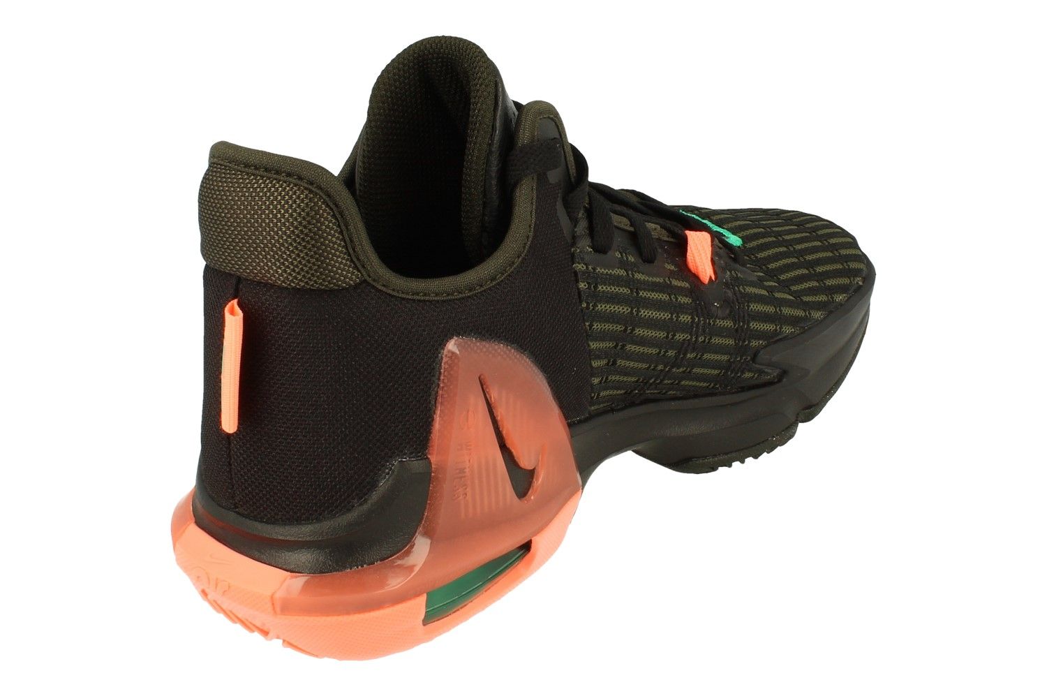 lebron witness 16