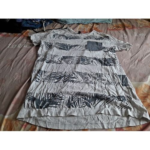 Tshirt Feuilles Kiabi Taille S ..