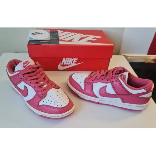 Nike Dunk Low Archeo Pink